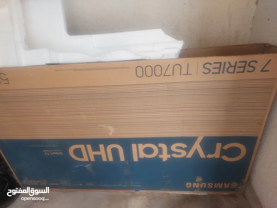 شاشات للبيع  كان عندي محل بلي ستيشن استعمال