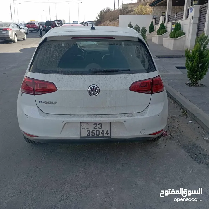 E golf premium 2015 للبيع او للبدل على سيارة هايبرد