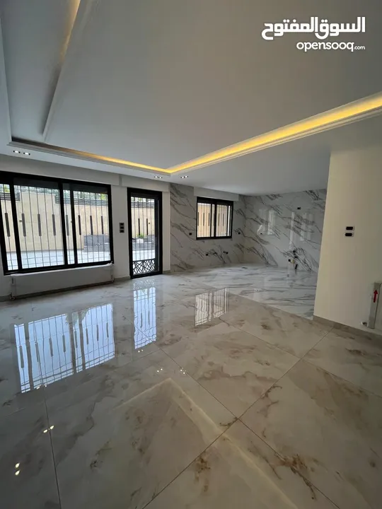 شقة للبيع في ضاحية النخيل بتشطيبات مميزه