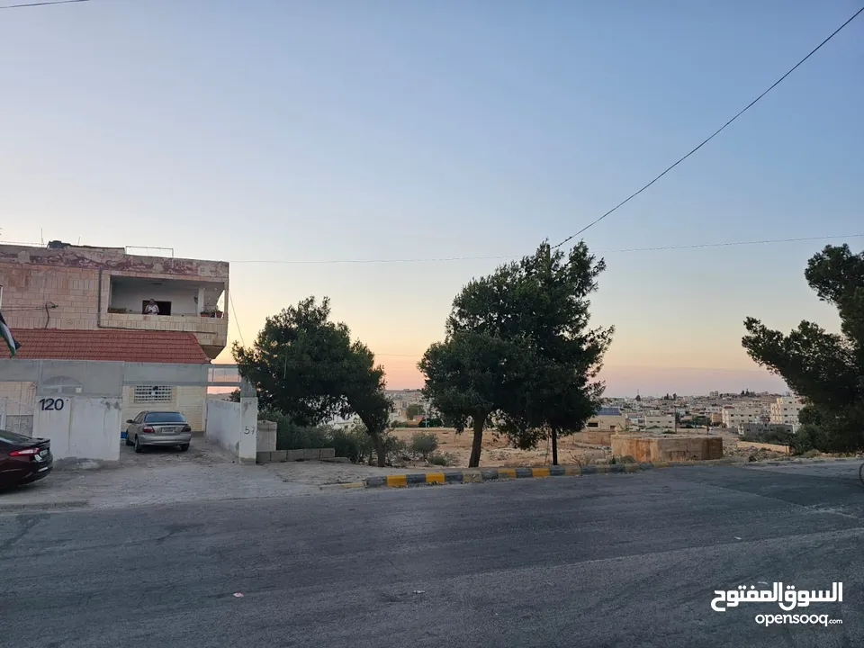 أرض للبيع أرض للبيع