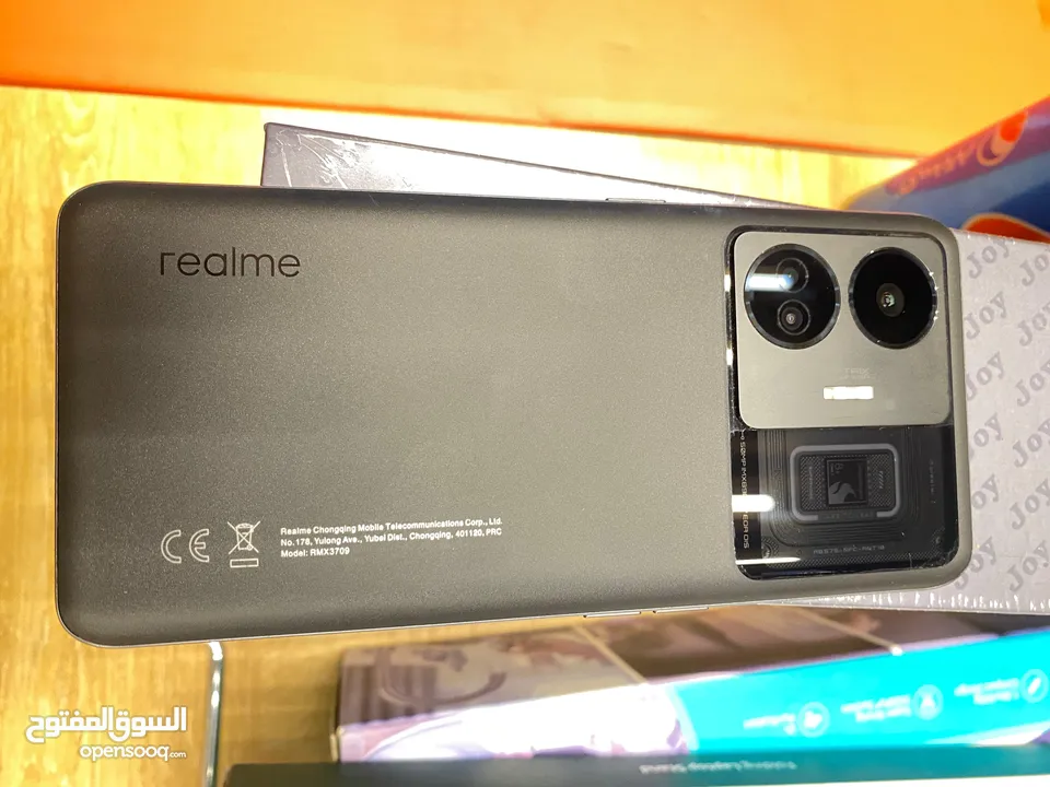 realme gt3 240w