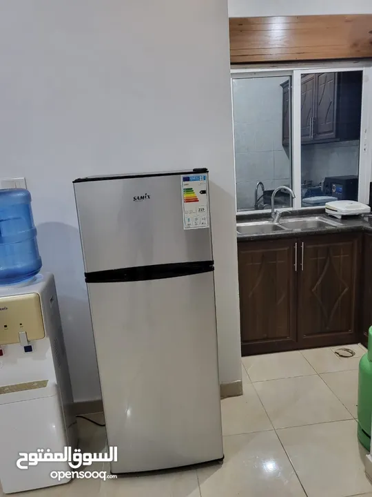 شقق سكنية فارغ ومفروش للطالبات