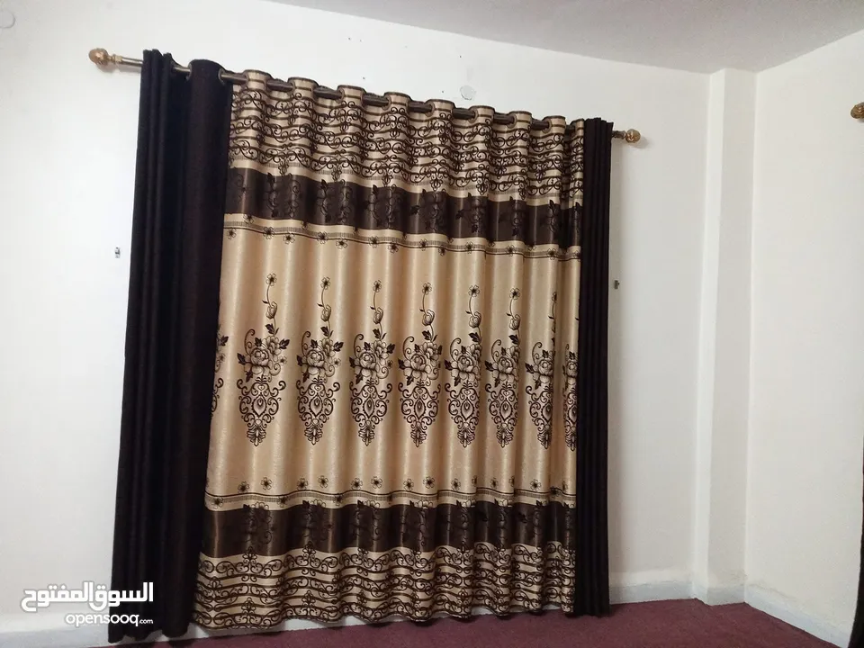 برادي قماش وزيبرا بحالة الجديد للبيع