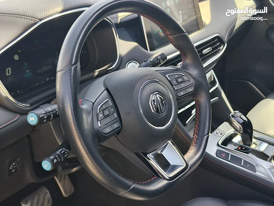 MG EHS plug in hybrid 2022