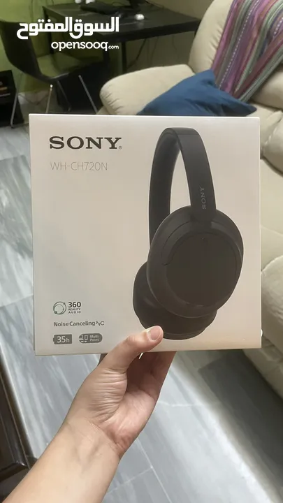 Sony WH-CH720n Wireless Noise-Canceling Headphones - Excellent Condition