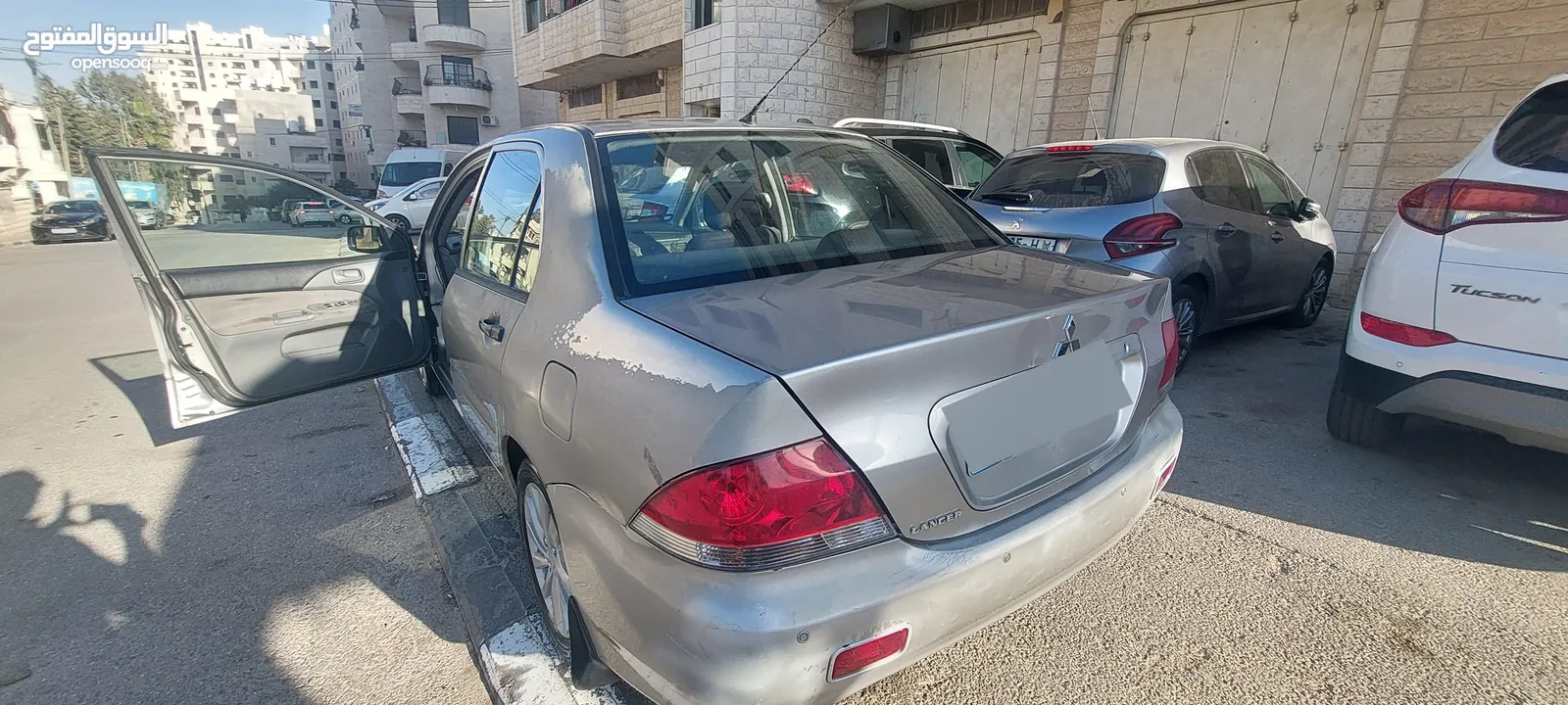 ميتسوبيشي لانسر