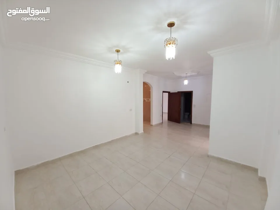 شقه سوبر ديلوكس للإيجار قرب مستشفى ايدون والهابي لاند
