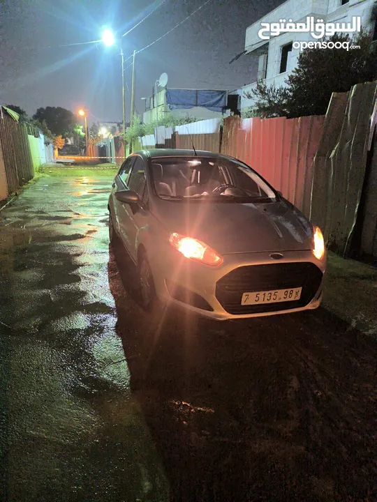 فورد فيستا للبيع 2013