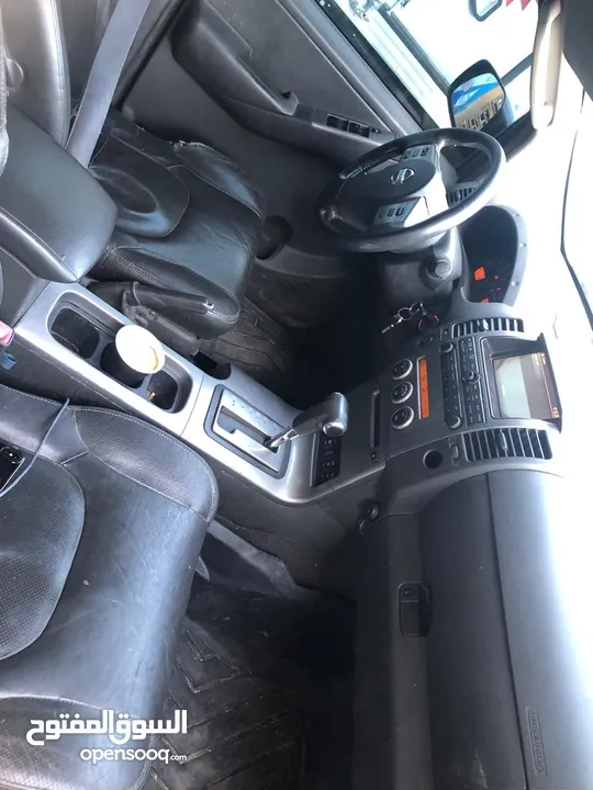 Navara نافارا