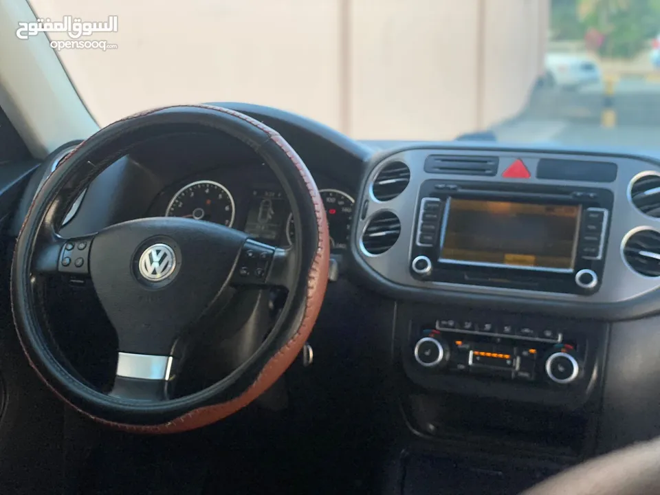 VW Tiguan 2011