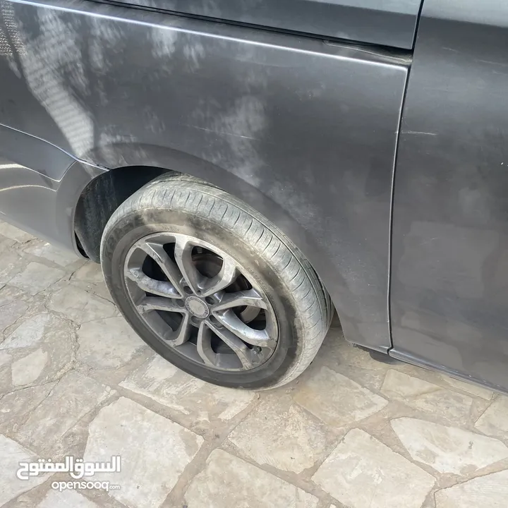 مرسيدس فيتو 119 اعلى صنف مرسيدس فيتو اعلى صنف 119 شصي وسط دهان الشركة لون فيراني مميز من احلى الألوا