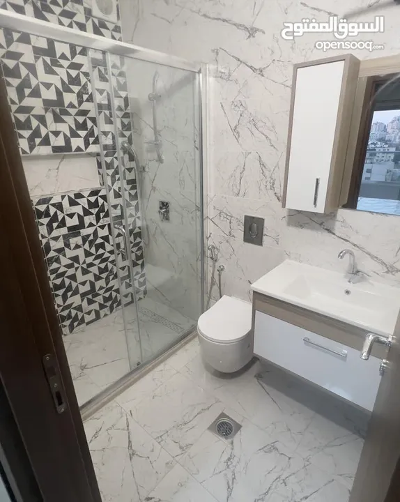 شقة مفروشة سوبر ديلوكس - رام الله عين منجد