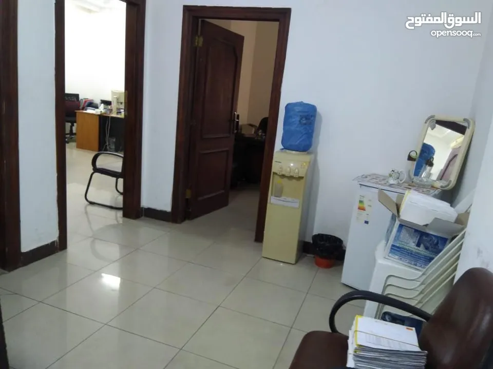 مكتب بالعقبة للايجار