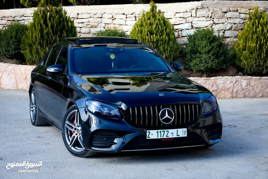 مرسيدس E220d ديزل بوضع الشركة صيانة شاملة