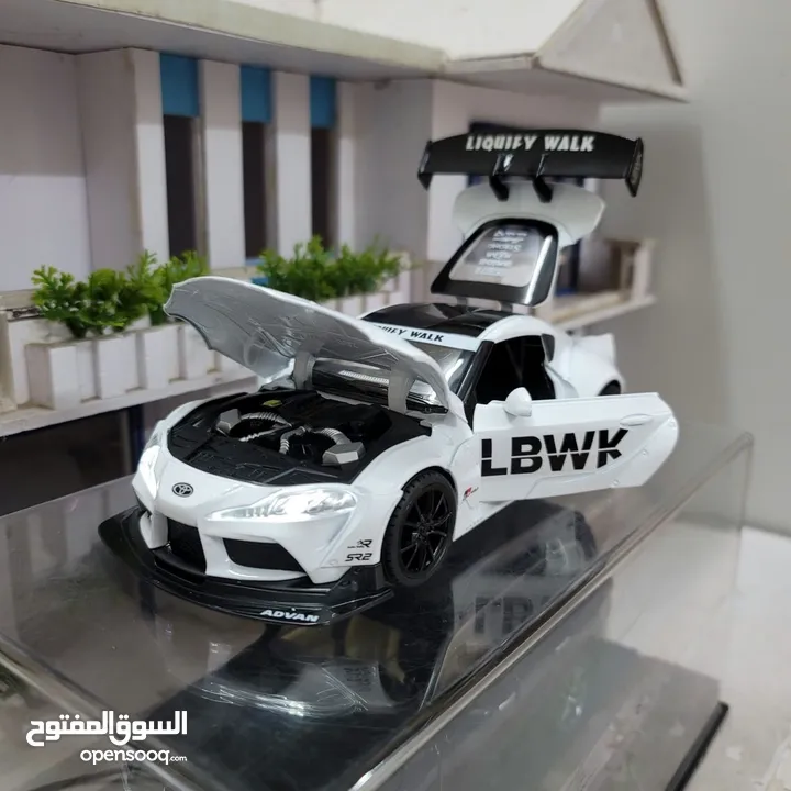مجسمات سيارات
