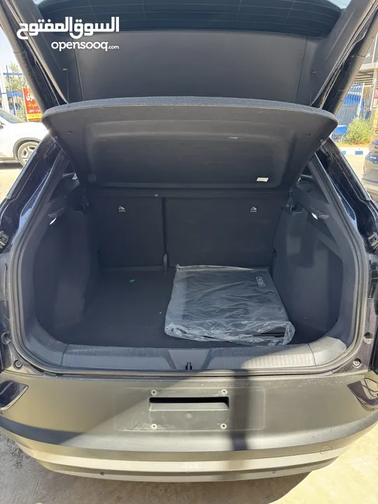 VOLKSWAGEN ID4 PRO