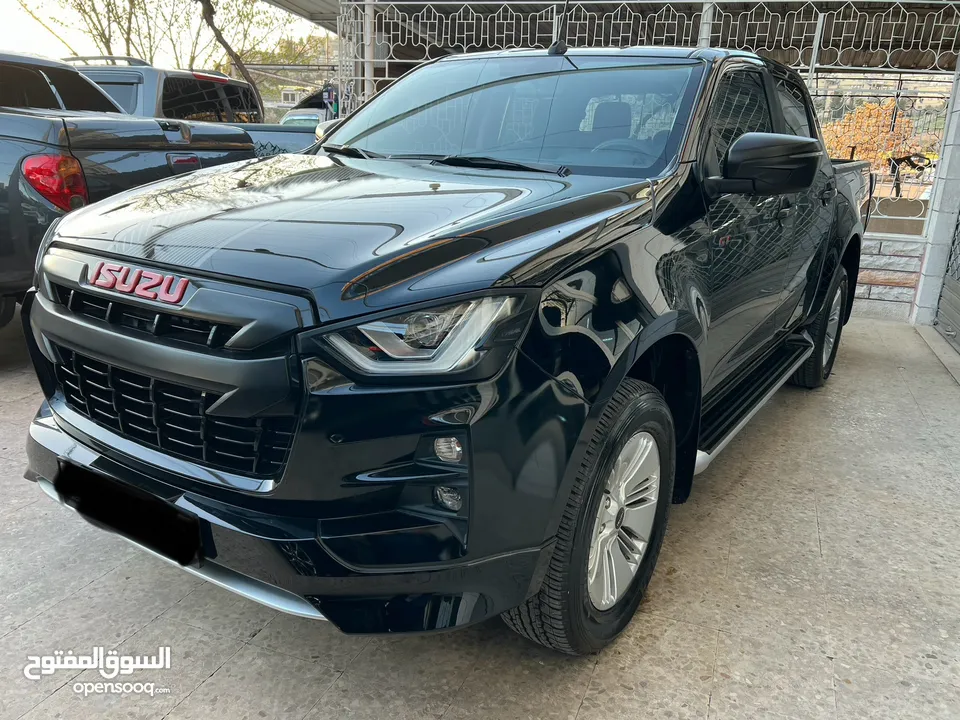 بكب ايسوزو ديماكس GT 2024 كاش فقط