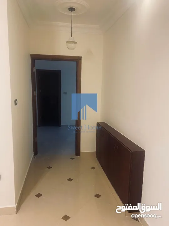 شقة مميزة للبيع في أم السماق الجنوبي - قرب جمعية خليل الرحمن 160م مع ترسات 90م