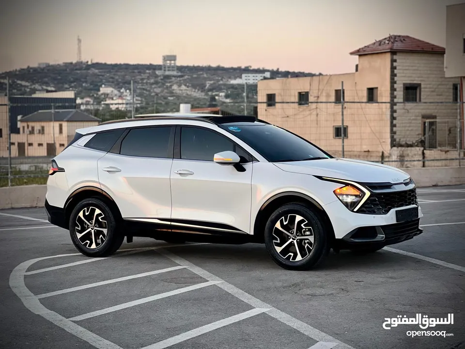 كايا سبورتاج  2022 فل الفل فتحة سقف  2x4 ///240Hp بنزين + كهرباء  ( Haybrid) 1600cc