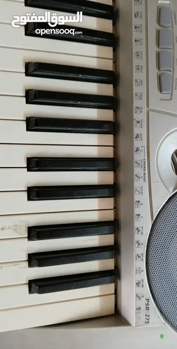 بيانو ياماها PSR-273 أصلي بحالة ممتازة في فلسطين بسعر مناسب قابل للنقاش