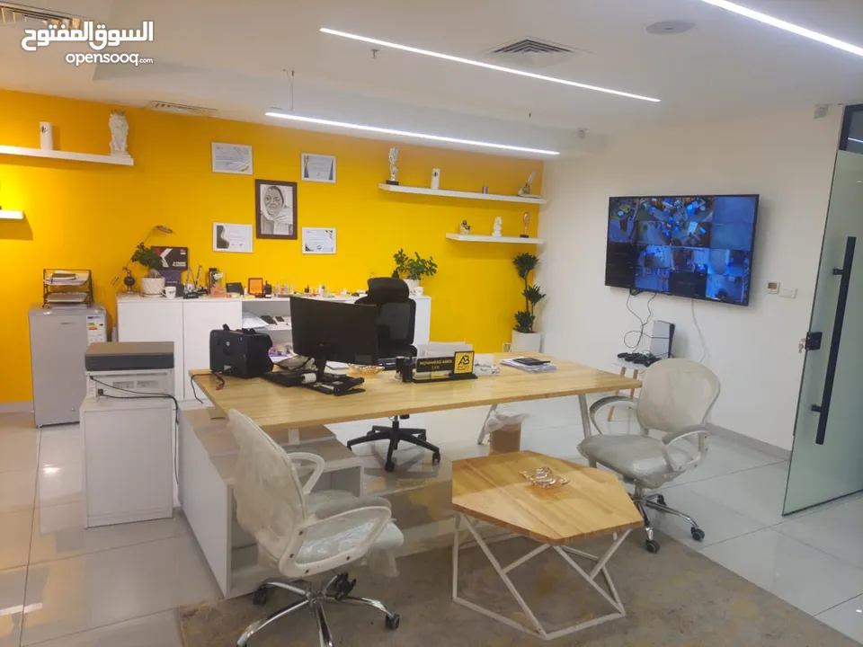 مكتب تجاري مفروش للبيع