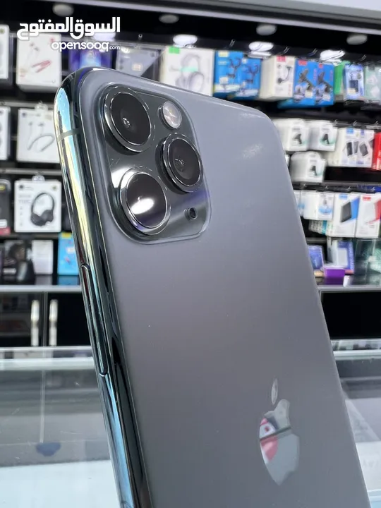 Used iPhone 11 Pro Max (256) GB  ايفون 11 برو ماكس مستعمل بحالة ممتازة  غير مفتوح او مبدل اي قطع ابد