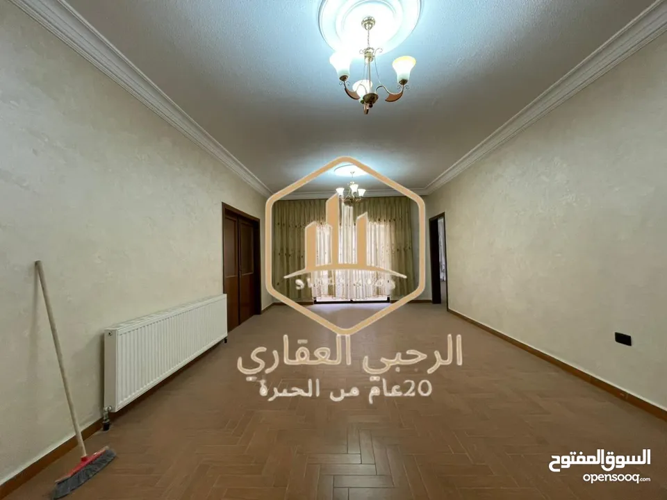 شقة / للايجار / 3نوم / سابع / 200 متر