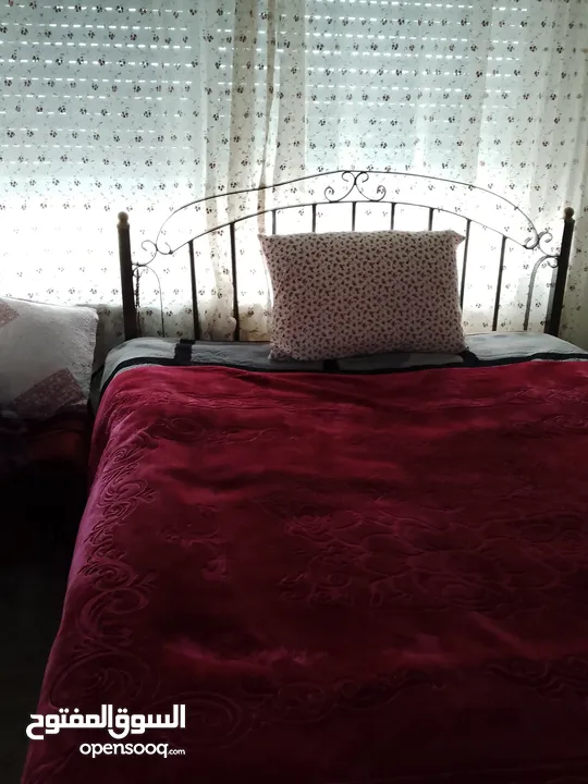 سرير تفصيل حديد كامل