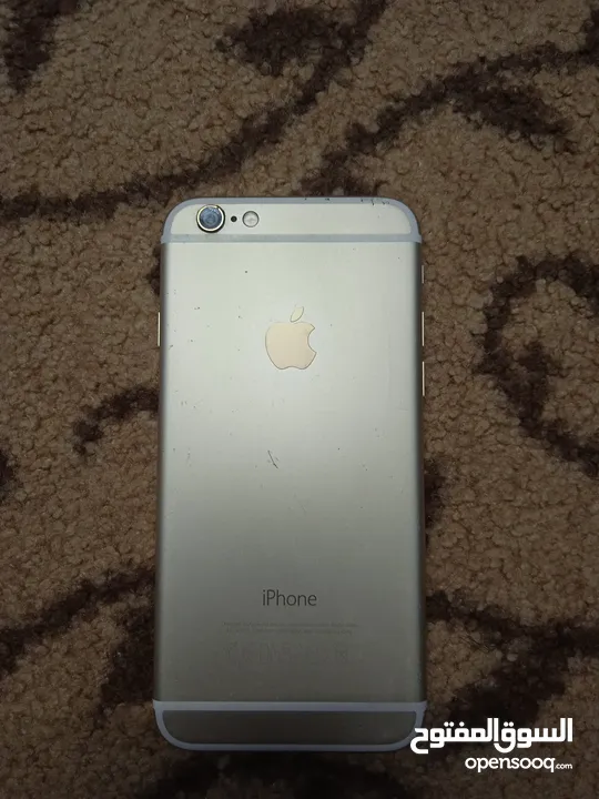 ايفون 6 للبيع بحالة جيدة بدو شاشة بطارية 100