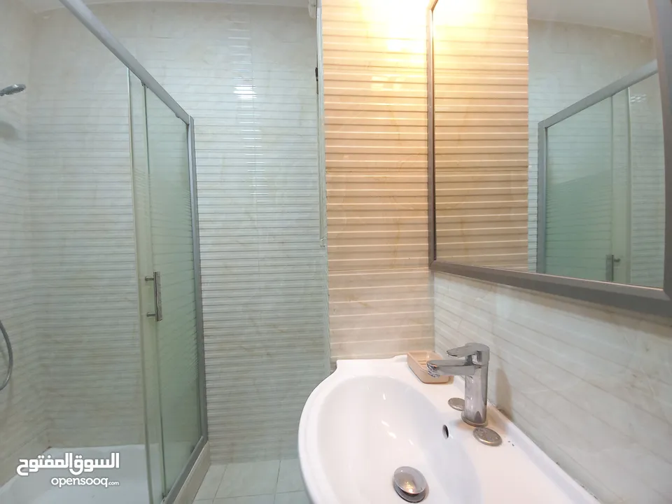 روف مفروش للايجار في جبل عمان  ( Property 32710 )