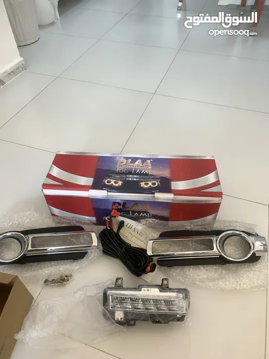 اضاءه LED جديد بلكرتونبلكرتون + مسجل صوت سيدي باجيرو مستعمل اصلي ياباني + شعار مستوبيشي جديد