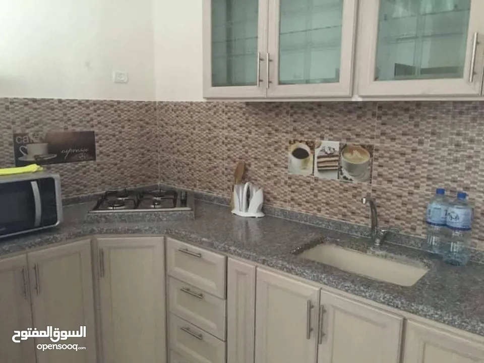 شقة للبيع / سكن طالبات