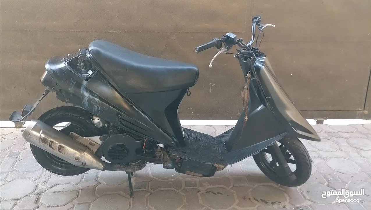 دراجة 100cc suzuki