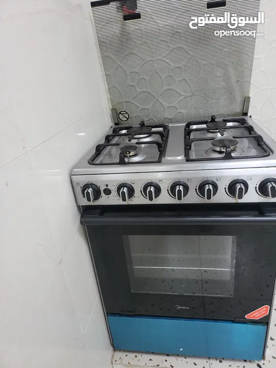 فرن ميديا مستعمل و هوه بحالة ممتازة .  Used Media oven in excellent condition.