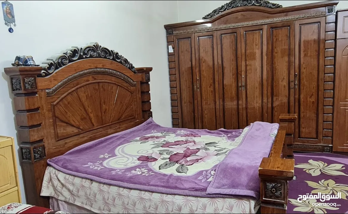 غرفة نوم ماليزيه ستةابواب مستعمله نظيفه جدت