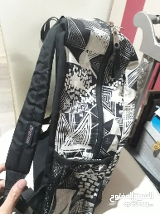 شنطه ماركه JANSPORT اصليه