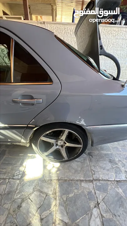 مرسيدس C200 1997 للبيع