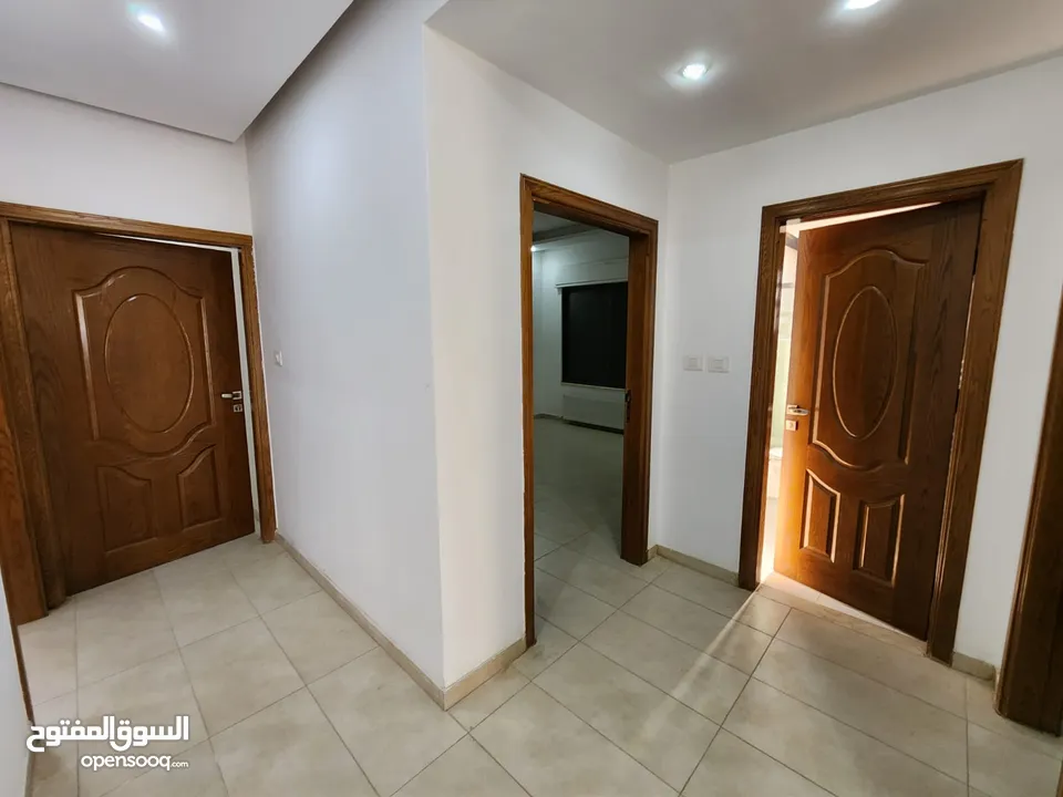 شقة مع روف منفصلين للبيع في دير غبار ref: 14232