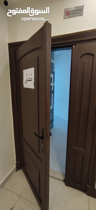 كوفي هاوس للبيع في منطقة المقابلين منطقة حيوية شارع رئيسي
