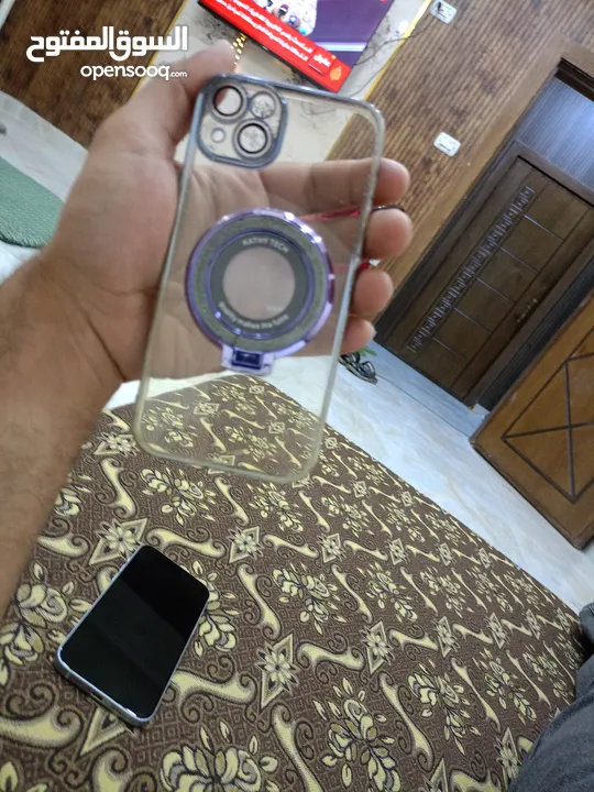 ايفون 15بلص استعمال شهرين