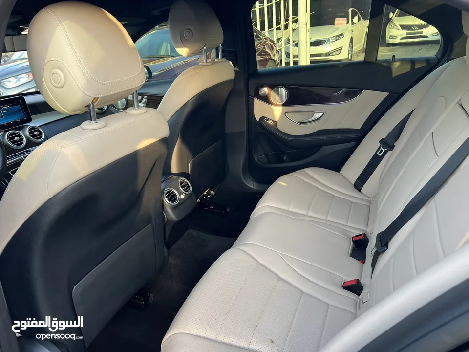 Mercedes Benz C300 Model 2019