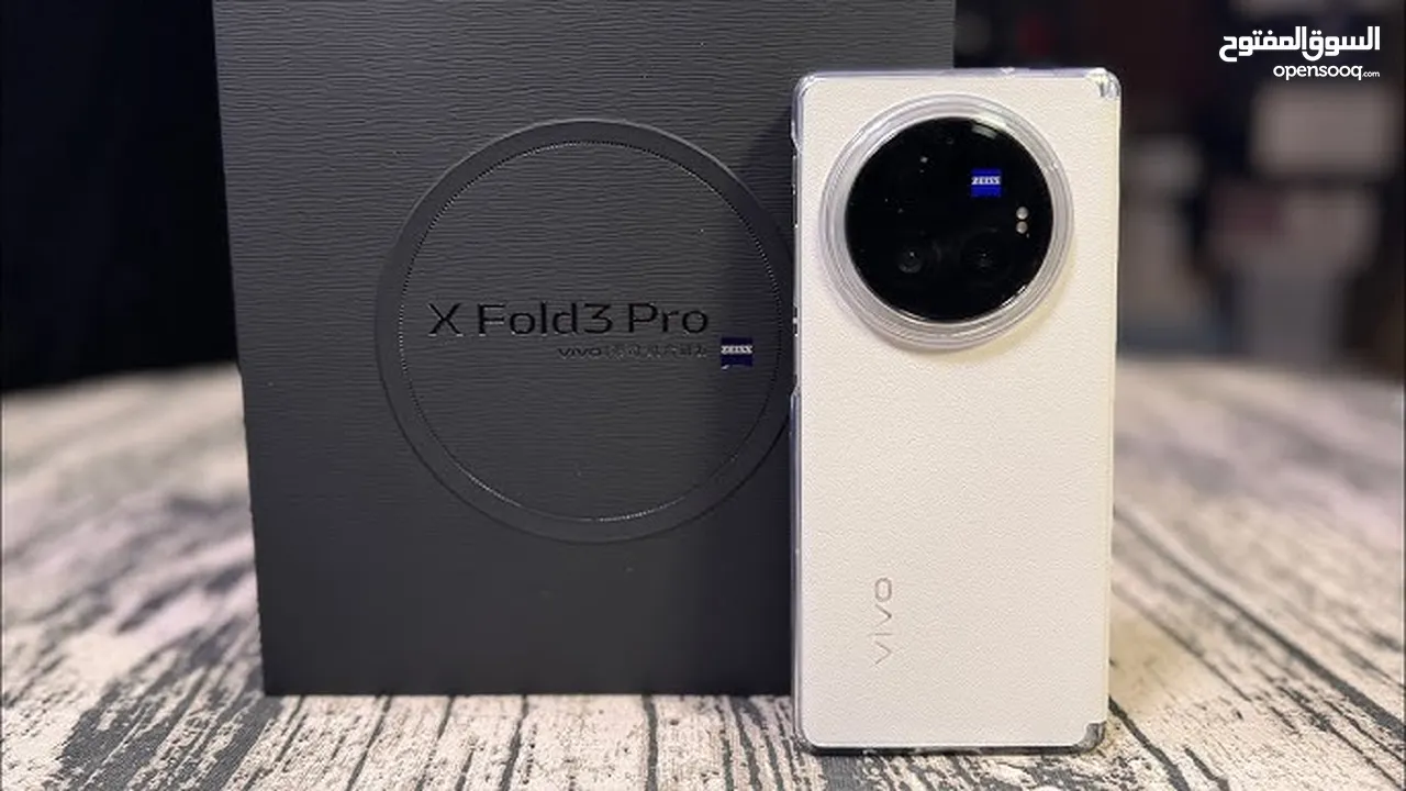 هاتف vivo x fold 3 pro بحالة ممتازة