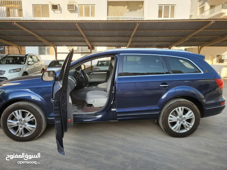 Audi q7 2014 for urgent sale. car in good condition was used as a family car