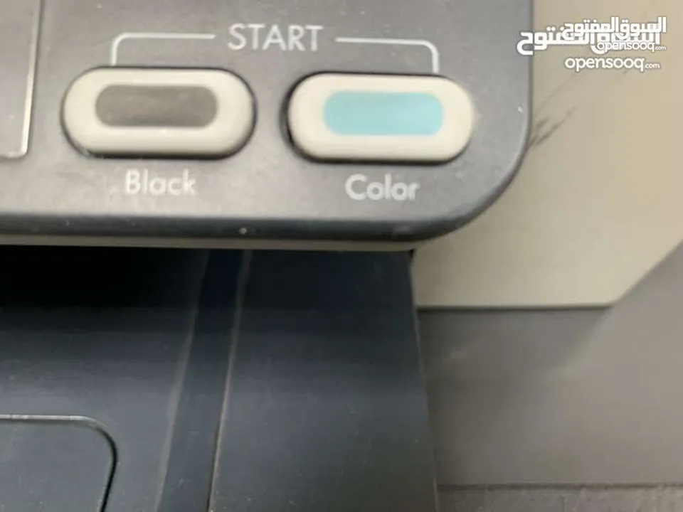 طابعة hp officejet 5610 all in one شوف الوصف الطابعة شبه جديدة استعمال بسيط جدا