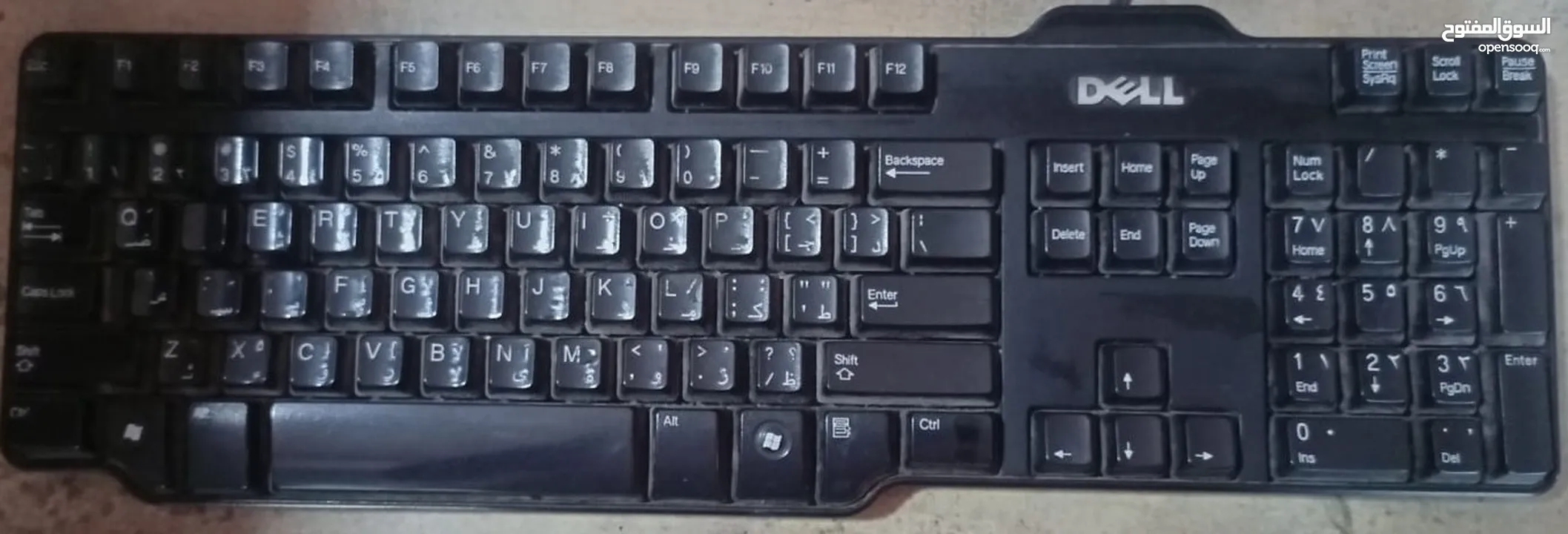 كمبيوتر pc  مع جميع الاكسسوارات