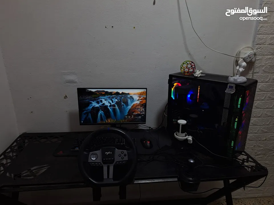 بسم الله ما شاء الله  Computer Gming  نظيف كامل مكمل  معه كلشي