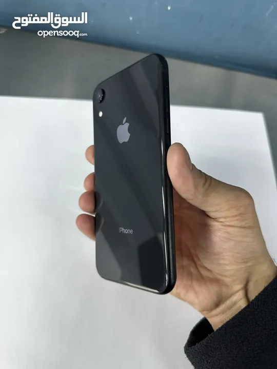 iphone xr 64gb