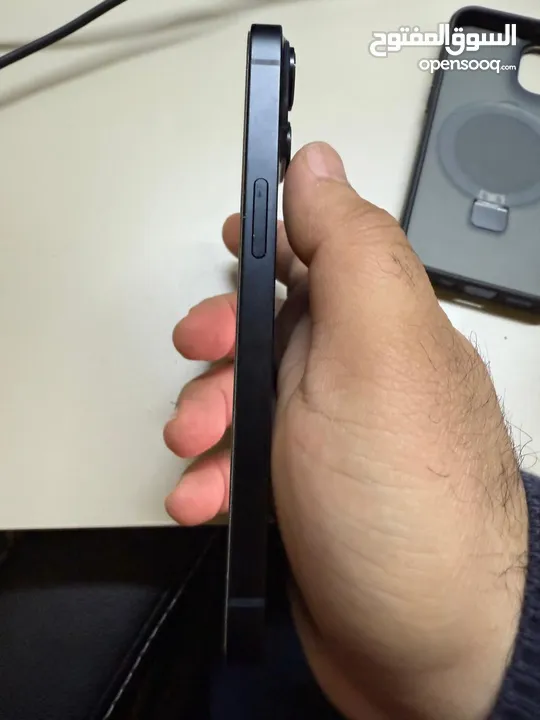 IPHONE 14 ( 128GB )  - ايفون 14 ذاكره 128 جيجا مستعمل بحاله الجديد - مع كرتونته وشاحنه الاصلي