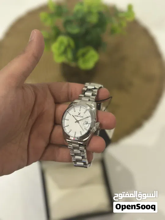 ساعة رجالية جديدة غير مستخدمة بالمرة Daniel klein premium : Silver and white  -  unique