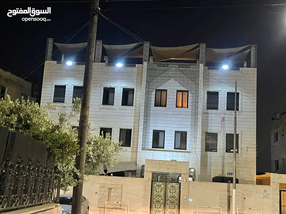 شقة مميزة بالطابق الاول للإيجار بموقع هادئ جدا
